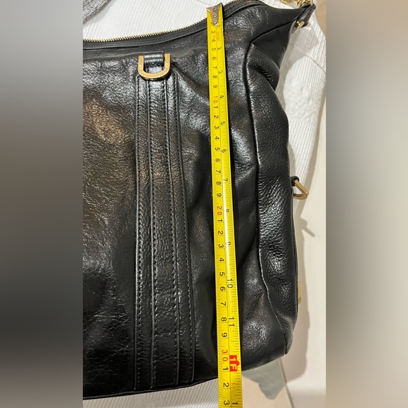 Vintage Tory Burch Convertible Leather bag. - Picture 14 of 15